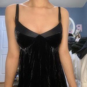 Gap royal blue velvet slip dress with adjustable straps and no flaws